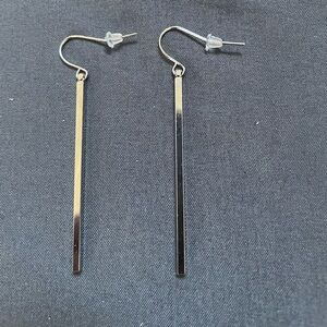 Elegant Gold Bar Drop Earrings